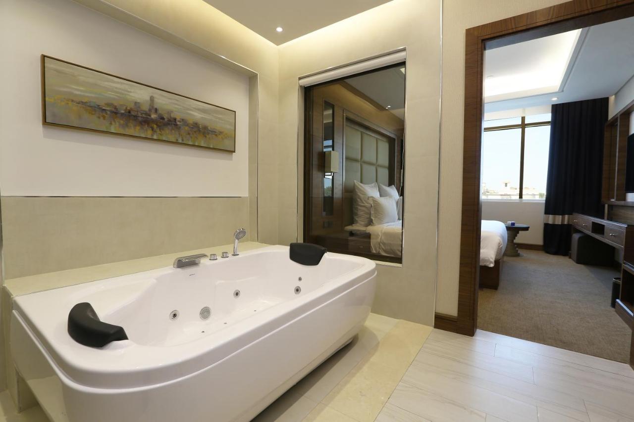 ג'דה Weekend Hotel Sari מראה חיצוני תמונה