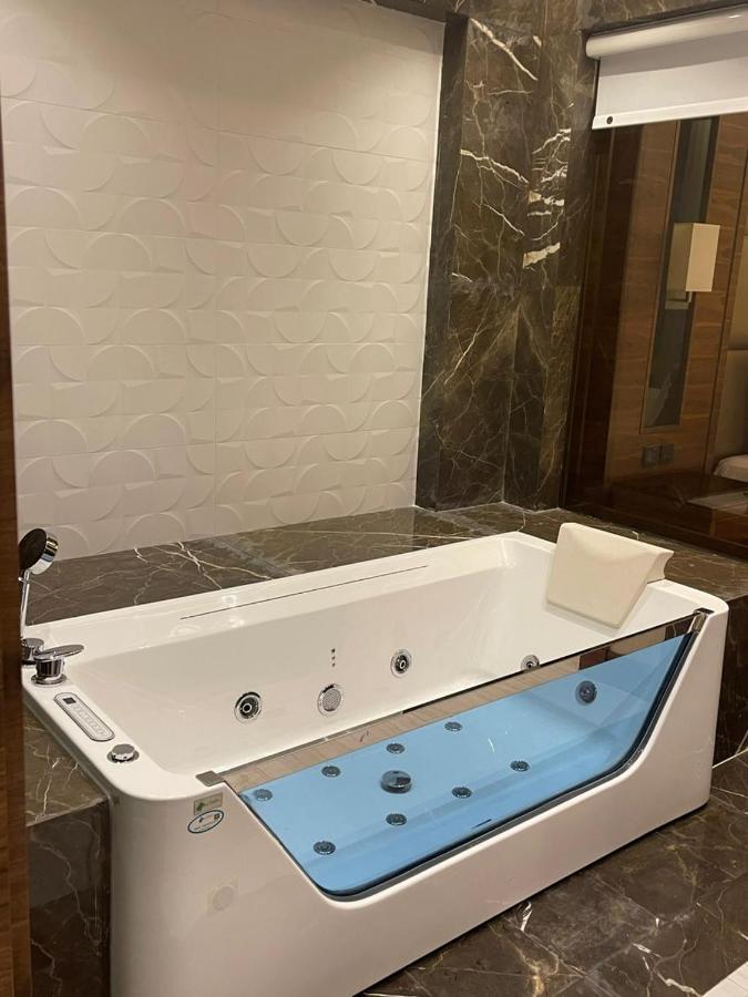 ג'דה Weekend Hotel Sari מראה חיצוני תמונה